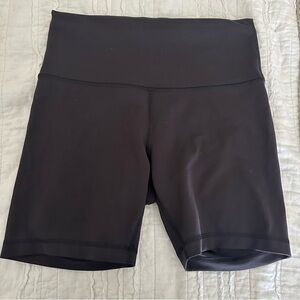 Lululemon Wunder Train High-Rise Short 6"